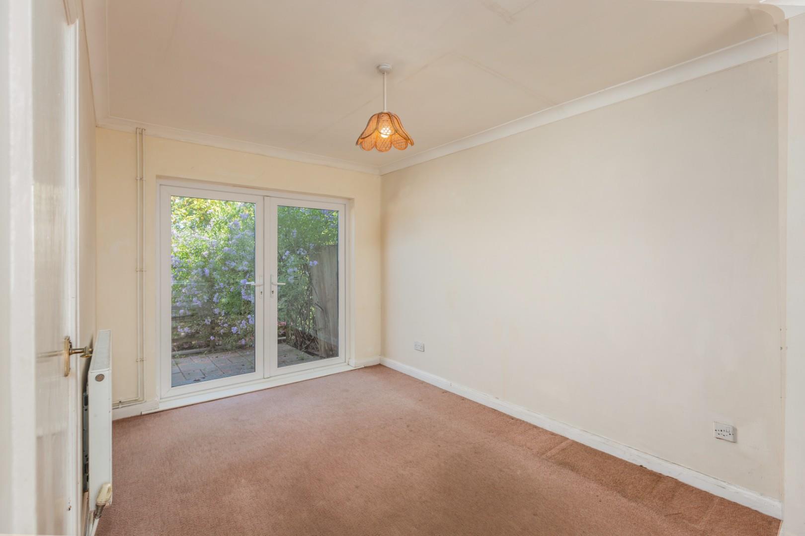 Overland Close, Mumbles, Swansea, SA3 4LR